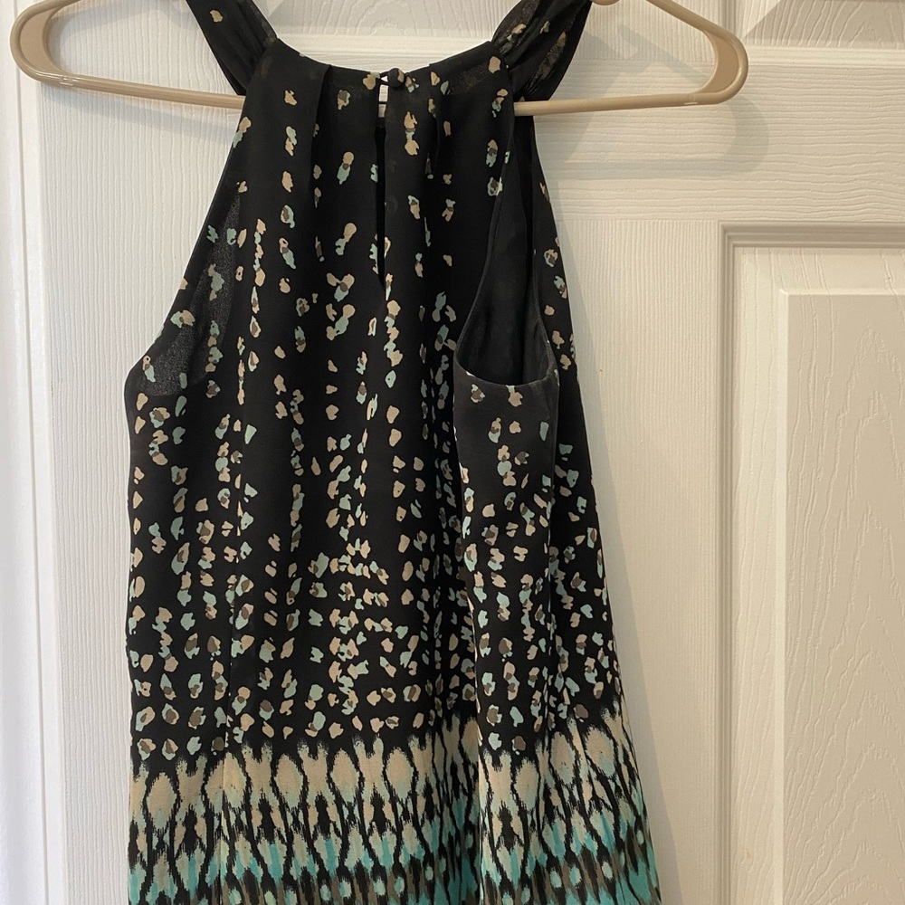 Ann Taylor shirt flattering fit
